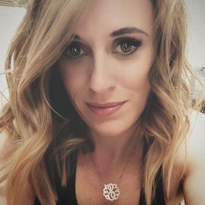 Meet your Posher, Shawna Rae